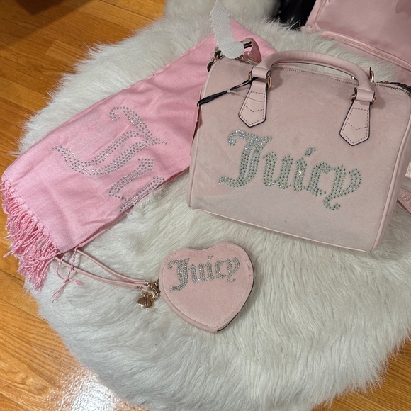 Juicy Couture Light Pink Rhinestone Logo Satchel with Matching Pouch & Scarf - Picture 9 of 9